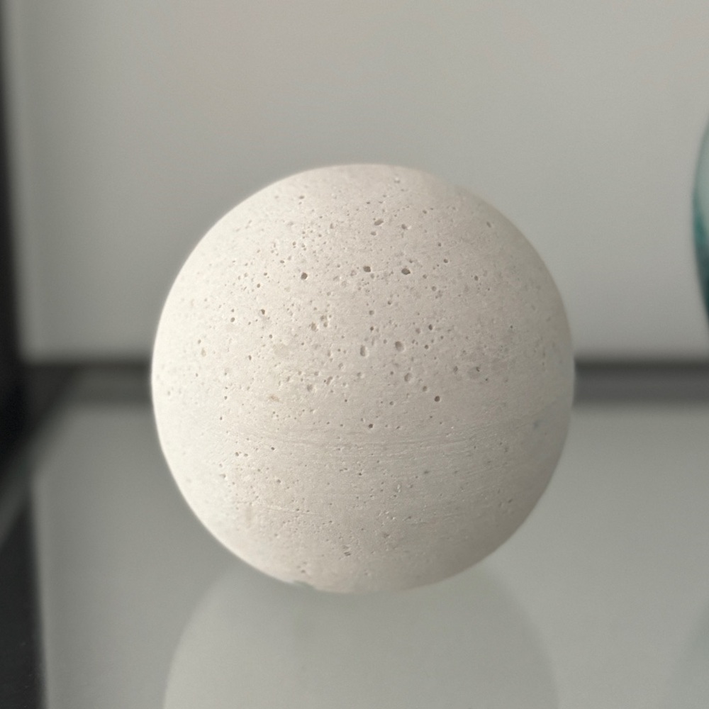 White marble decor x2
